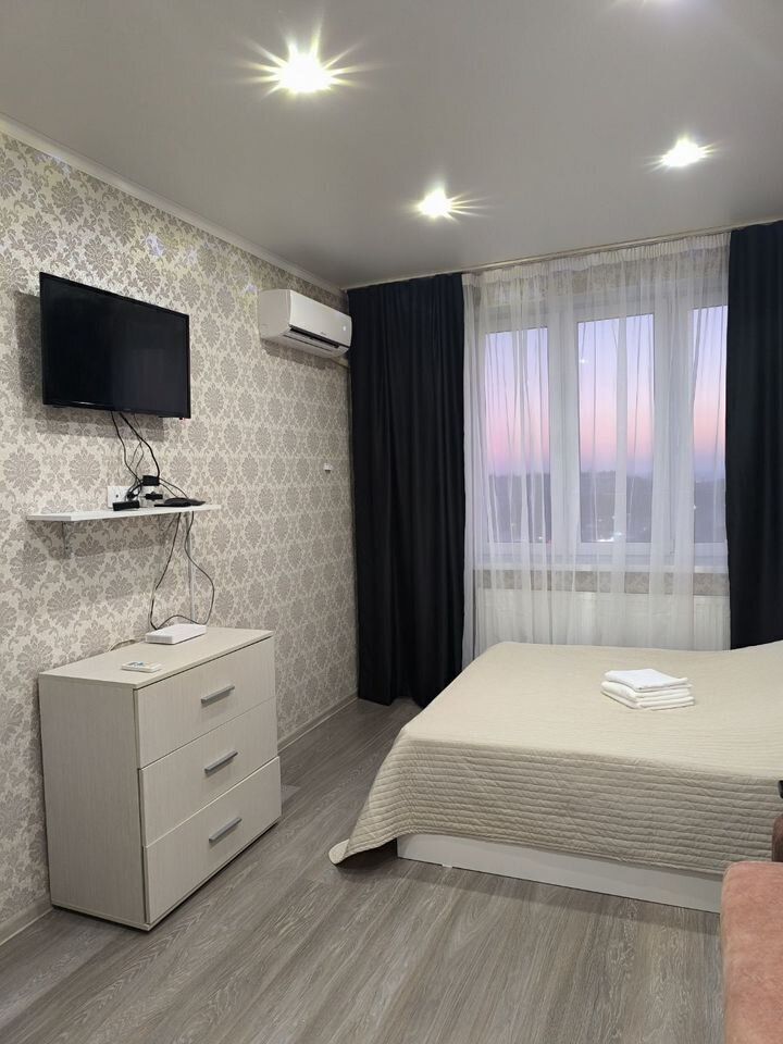 Квартира c удобным местоpаcположением!