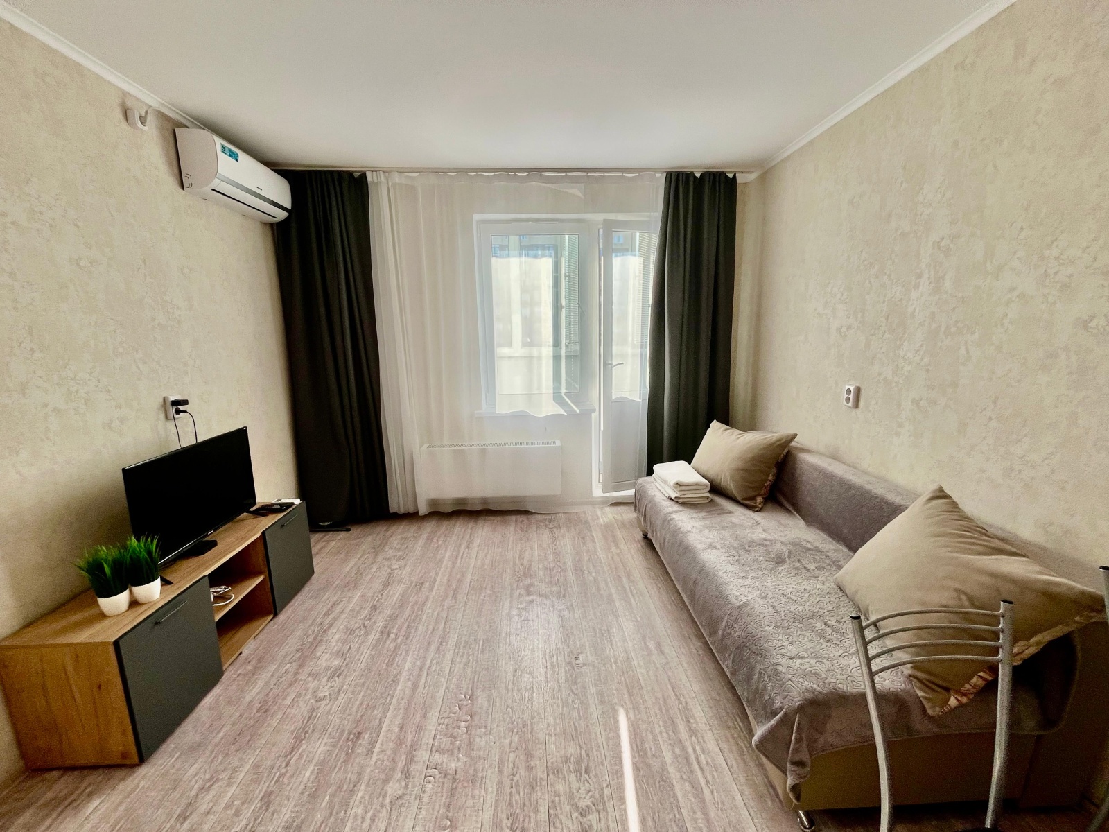 Студия с видом на море