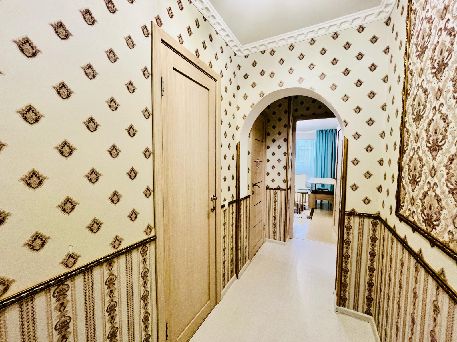 2к квартира с хорошим ремонтом, мебелью и все необходимым  в 300 метрах от моря на 6 спальных мест 