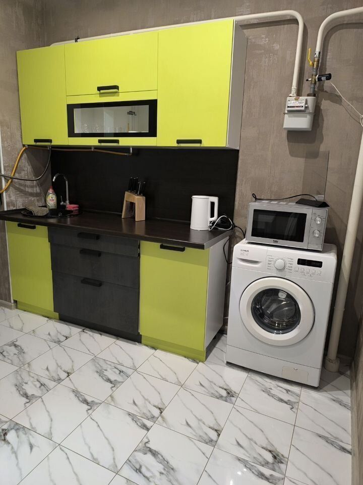 Квартира c удобным местоpаcположением!