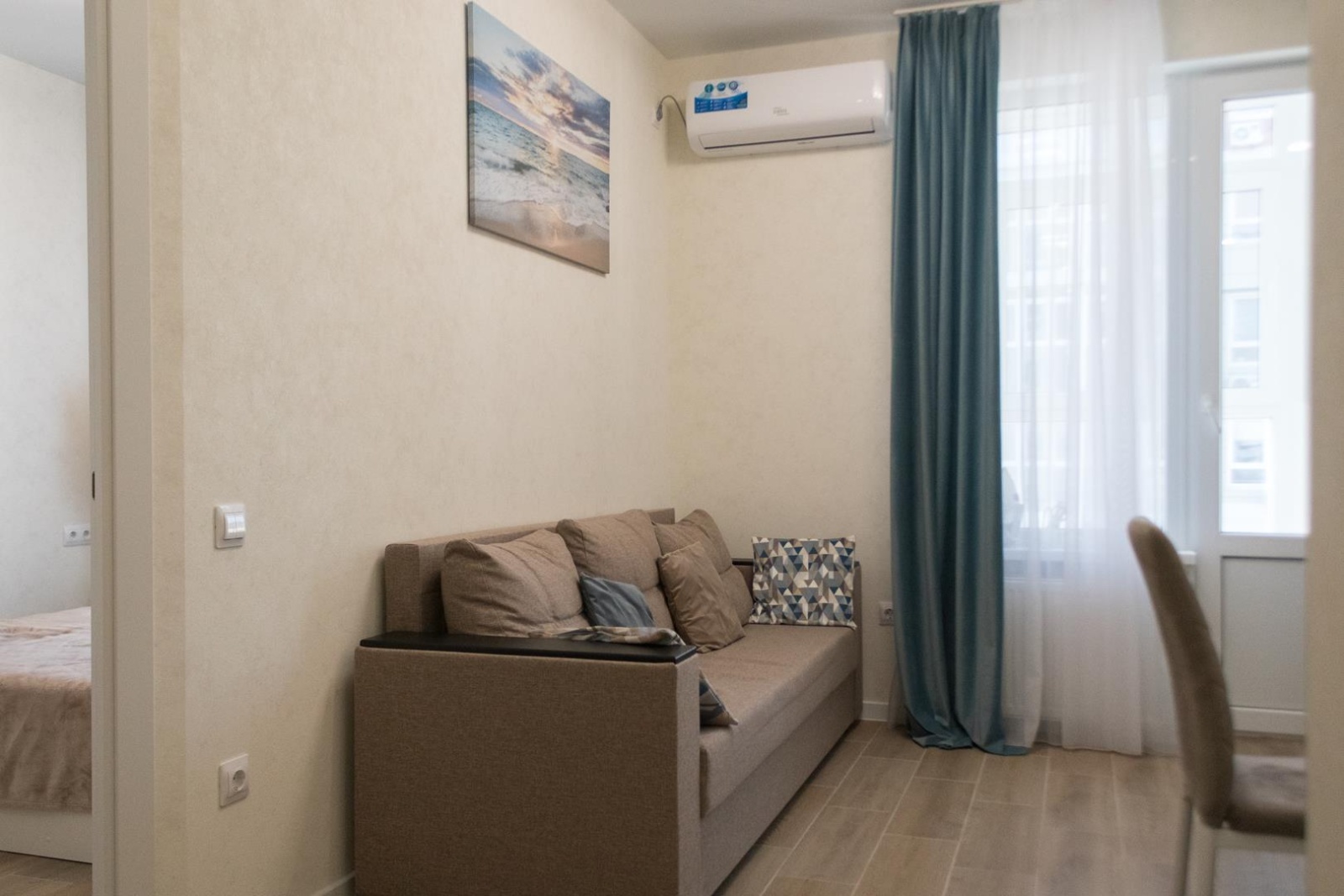 Сдаётся современная однокомнатная квартира-студия в Анапе!