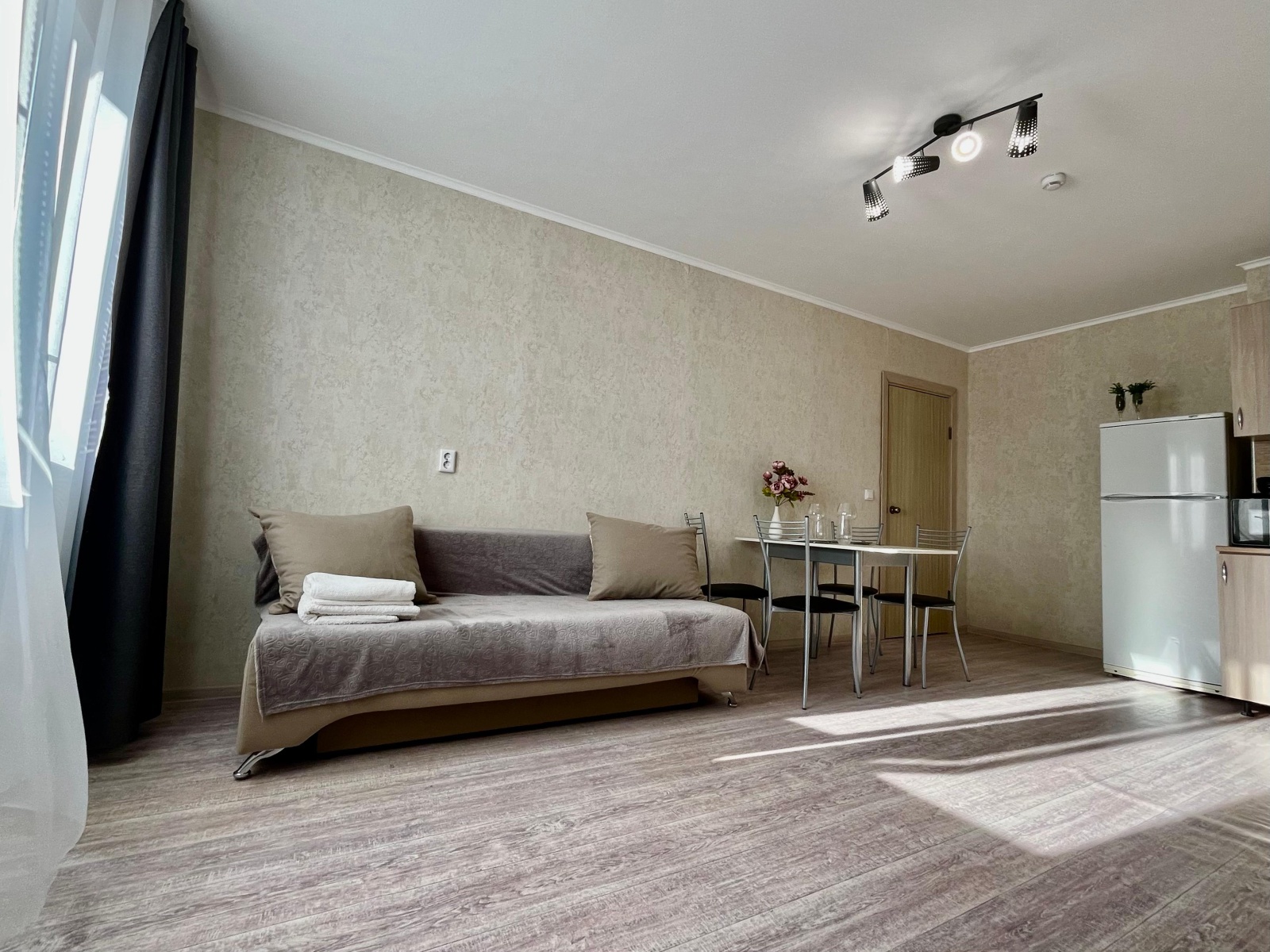 Студия с видом на море