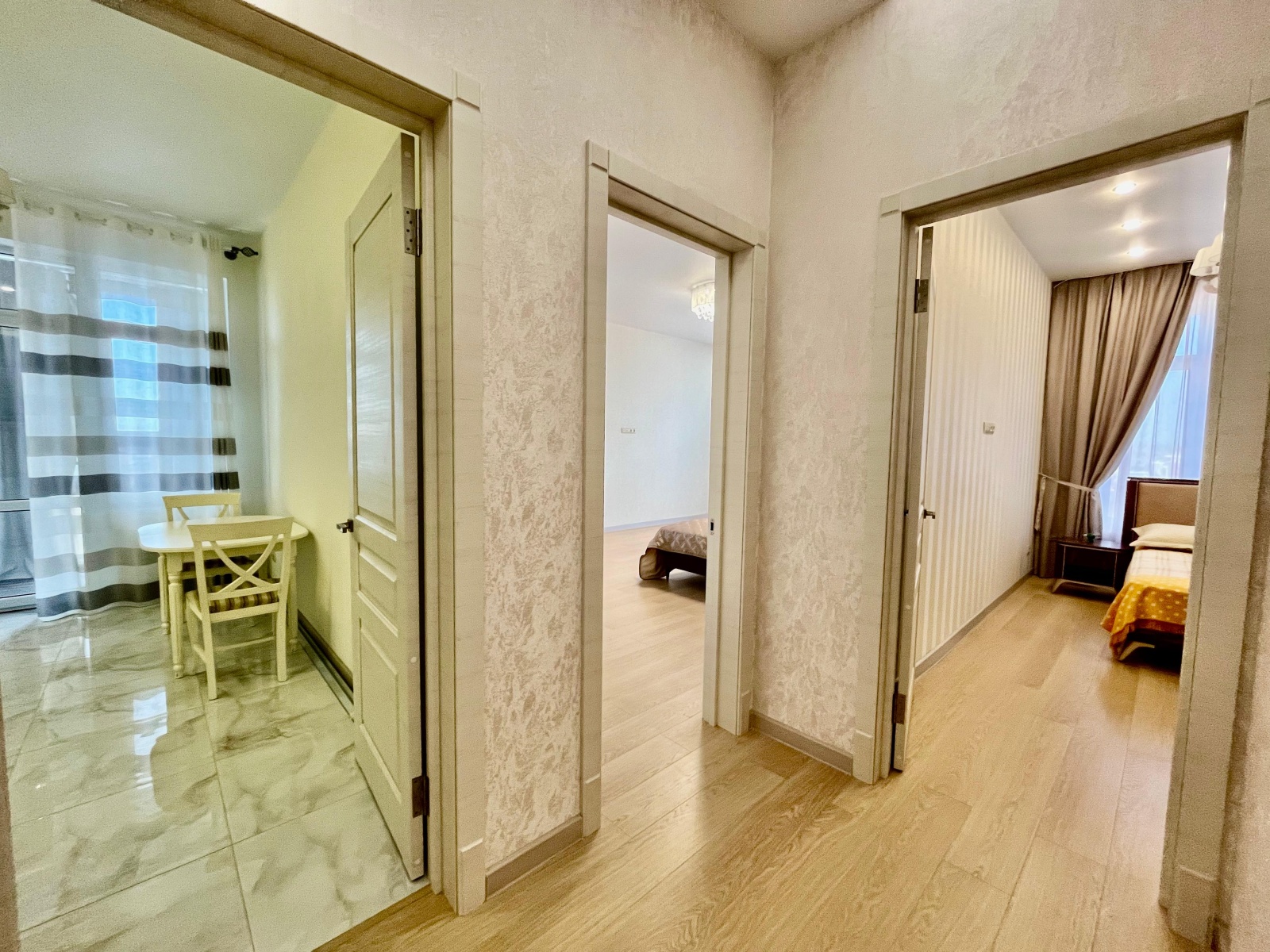 Стильная трёхкомнатная квартира