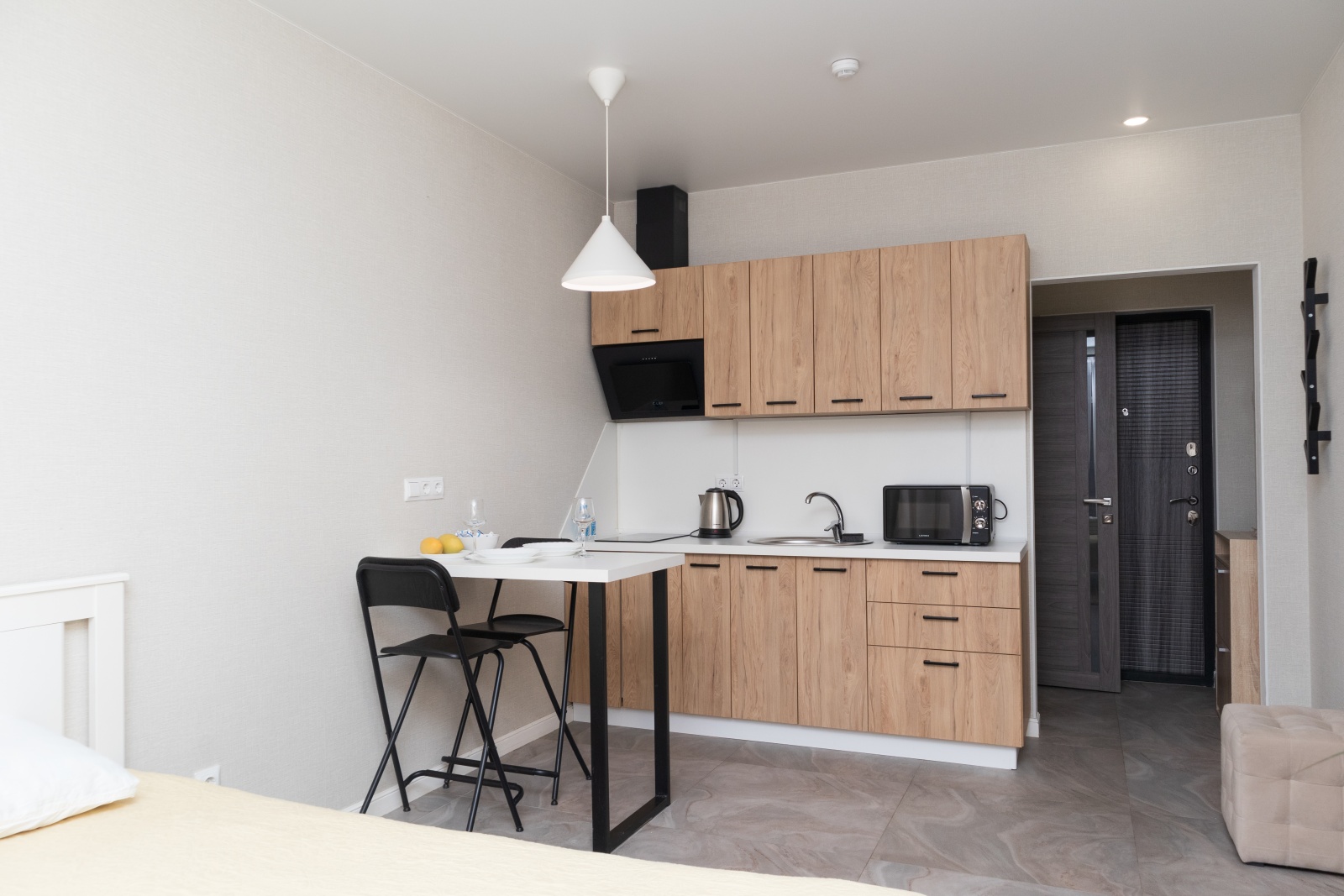 ✨ Приглашаем вас в уютную студию в жилом комплексе "Оазис"!