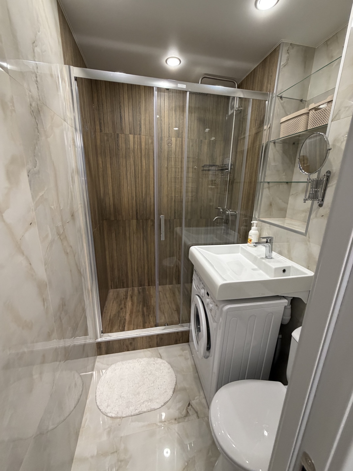 Светлая и стильная студия у моря