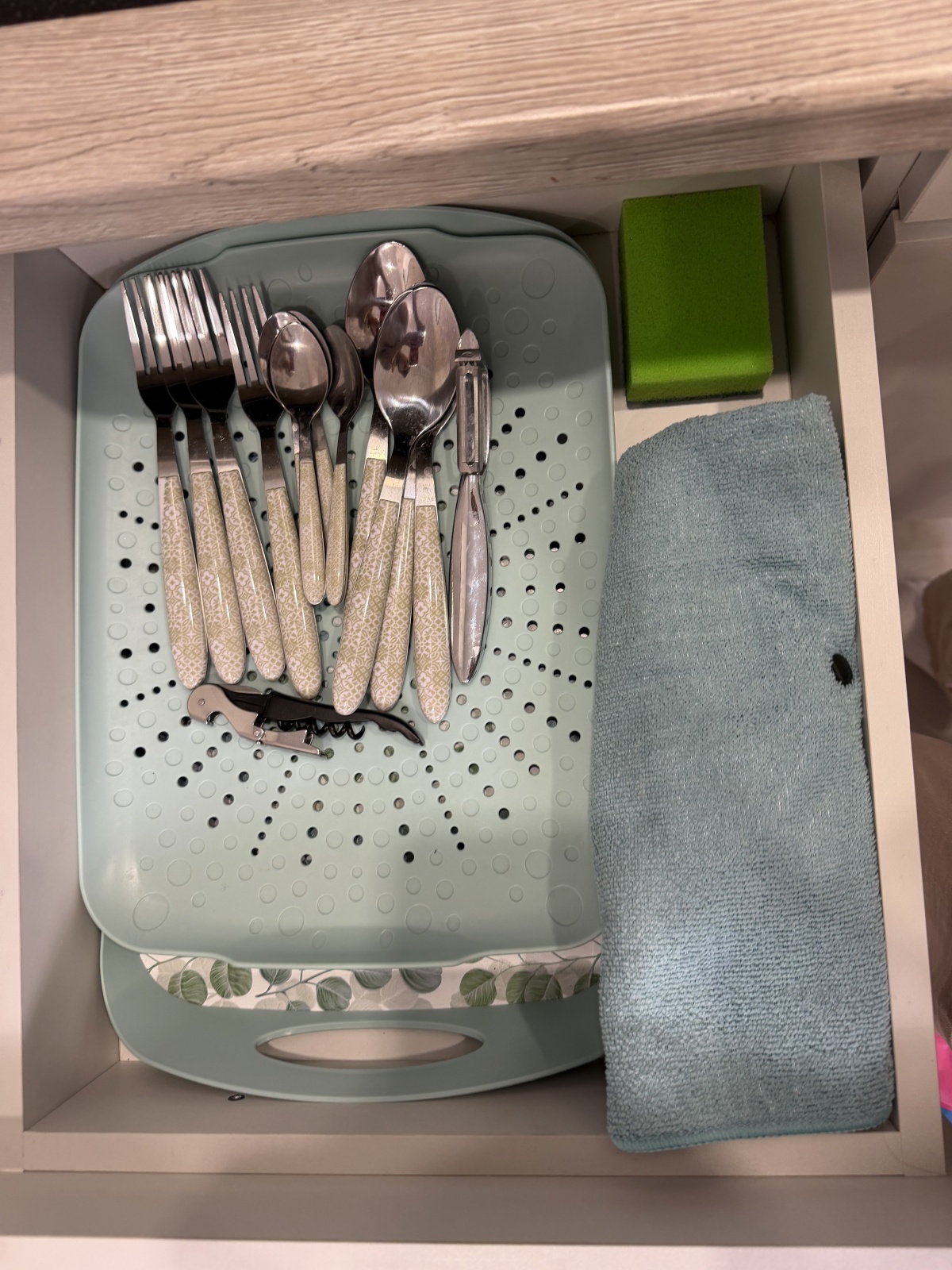 Светлая и стильная студия у моря